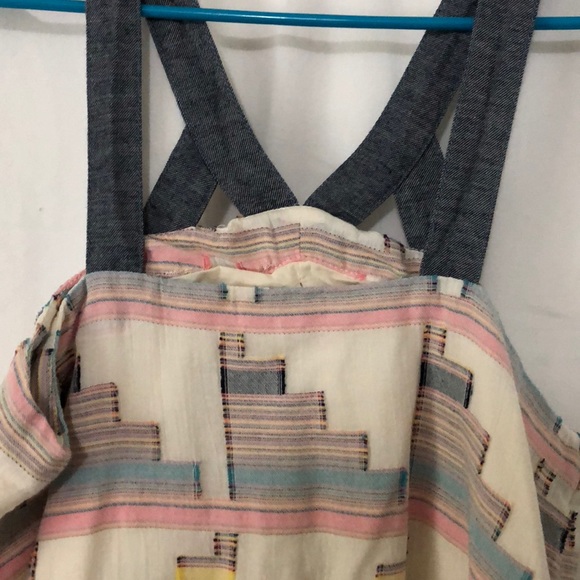 Lou and grey tank - Picture 2 of 2